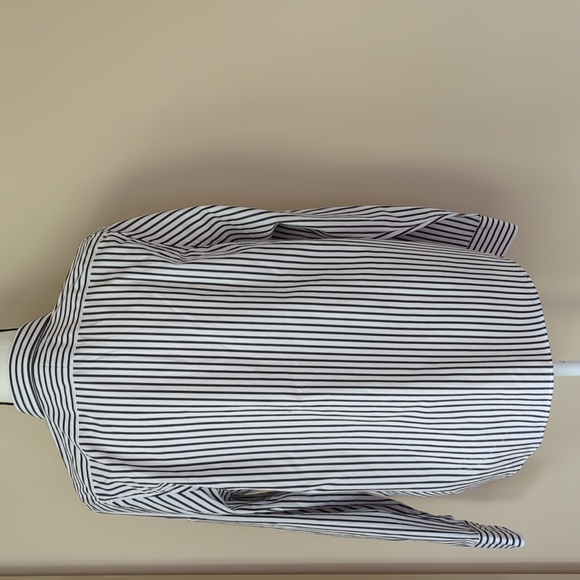 Chaps Classics No Iron Stripe Button Down Blouse L Black White - Picture 8 of 14